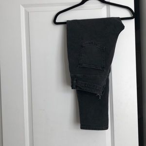 Wearing up to 4 times. I cut out their tag, but it's the second one.